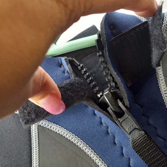 Ron Jon Surf Shop Youth's Wetsuit 16 Black Shorty Titanium 2.2 Stretch Swimming - Picture 3 of 16